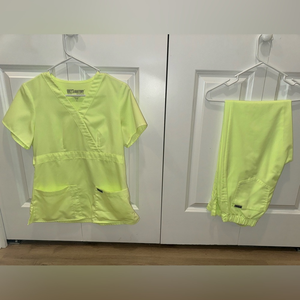 Bright Yellow Grey’s Anatomy Scrubs
